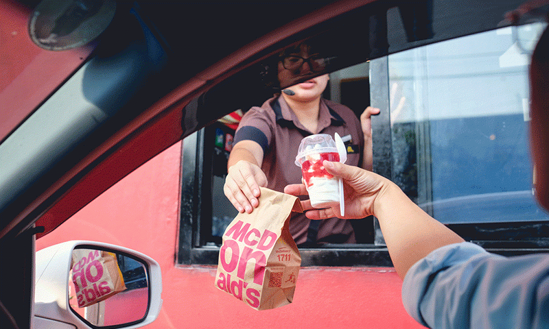 Tesla driver caught tucking into mcflurry with no hands on the wheel